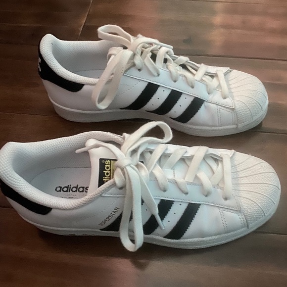 Adidas Originals Superstar Shoes - Picture 6 of 6